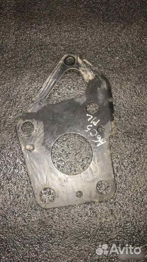 Кронштейн усилителя бампера левый Audi A6 C5