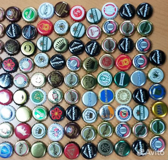 Пивные этикетки, пробки для оформления ресторана