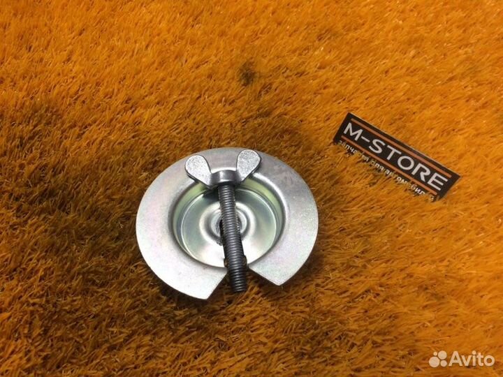 Крепление запасного колеса Volkswagen Tiguan 5N