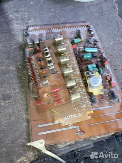 Прием плат, радиодеталей