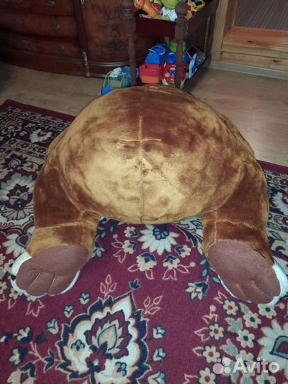 Медведь огромный новый большой