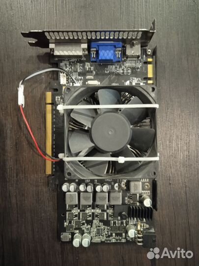 Видеокарта Asus GeForce GTX 550 Ti
