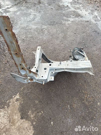 Honda civic 4D Лонжерон передний правый