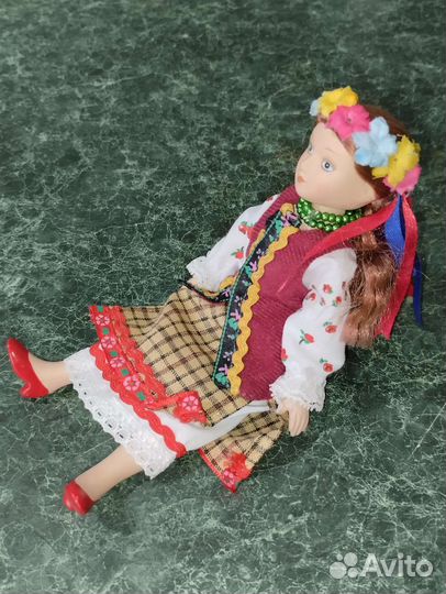 Кукла фарфоровая коллекционная