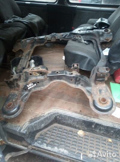 Подрамник для Hyundai Tucson 1