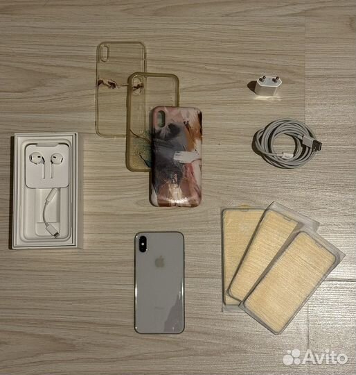iPhone X, 64 ГБ