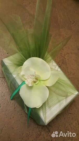 Щетка новая для очищения кожи Mary Kay