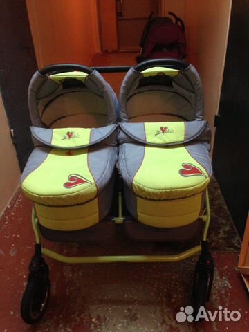 Коляска для двойни