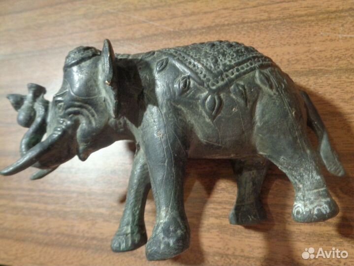Слон бронза