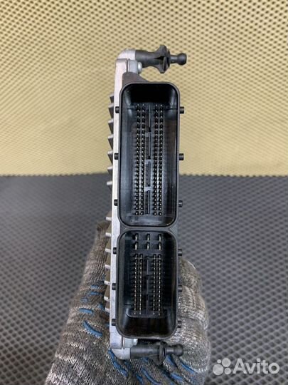 Блок управления двигателем Mercedes M273 4x4