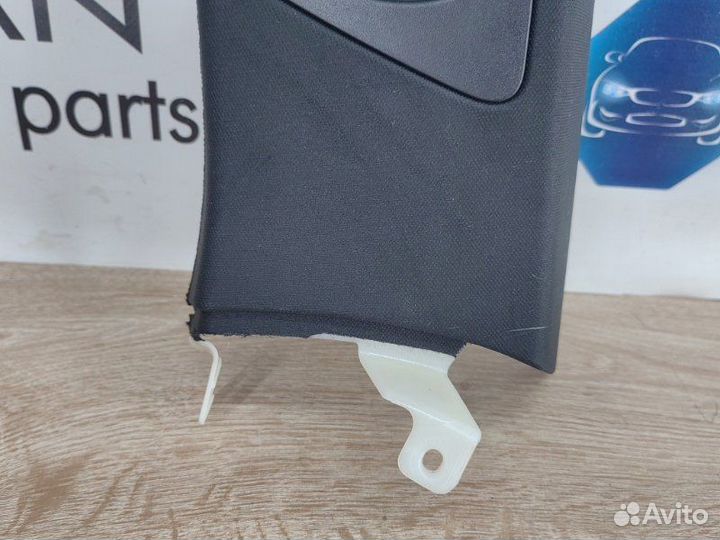 Накладка задней стойки задняя правая Bmw X5 E70