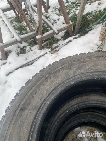 Michelin X-Ice North 4 195/65 R15