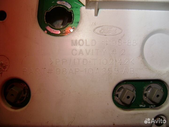 Комбинация приборов 98AP10A855AB Ford Focus1