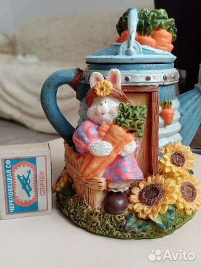 Копилка декоративная