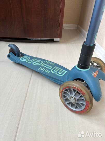 Самокат Mini Micro трехколесный
