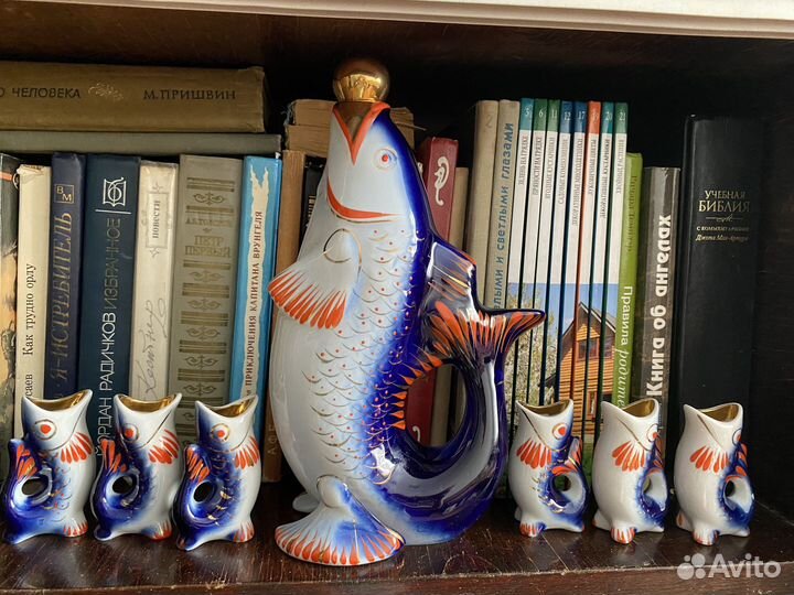 Сервиз рыбки. Штоф и 6 стопок