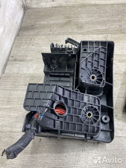 Блок предохранителей seat Toledo