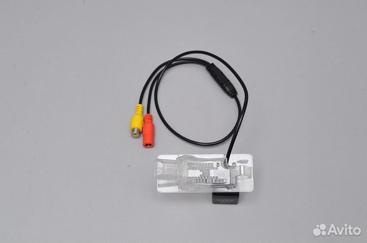 Камера заднего вида для Renault Duster