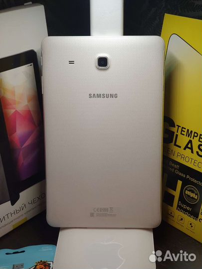 Samsung Galaxy Tab E SM-R561