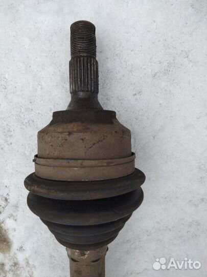 Приводной вал правый Peugeot 308 EP6 2008