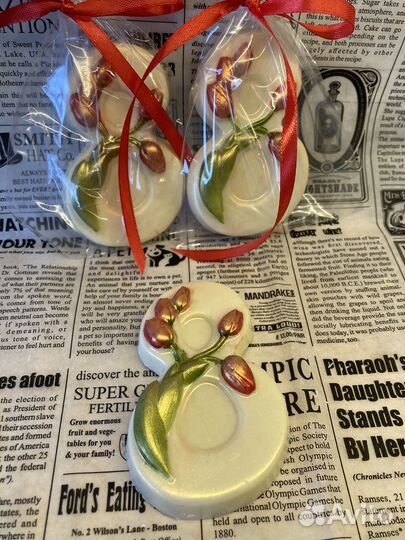 Шоколадная открытка, восьмерка на 8 марта,подарок