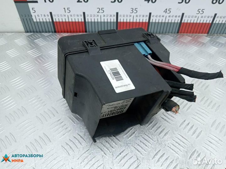 Блок предохранителей Renault Espace 4 2006