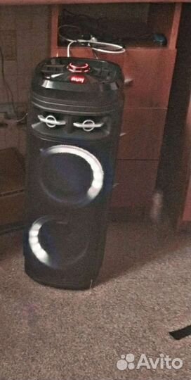 Портативная колонка