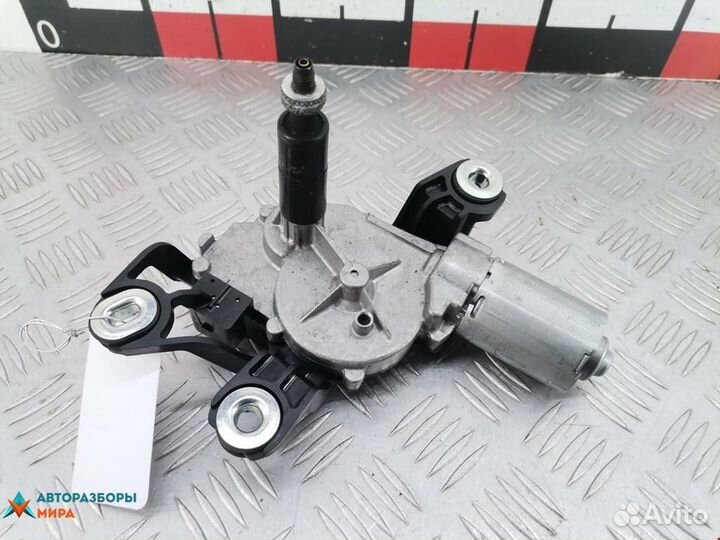 Моторчик заднего стеклоочистителя (дворника)