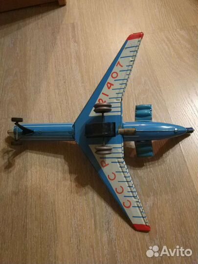 Модель самолета ил62 Аэрофлот ссср21407 металл