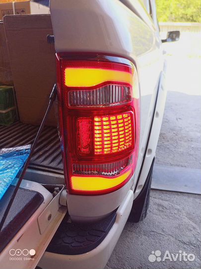 Продам задние фонари на Dodge ram 1500.2009-2018