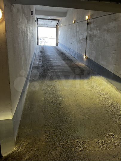 Машиноместо, 18 м²