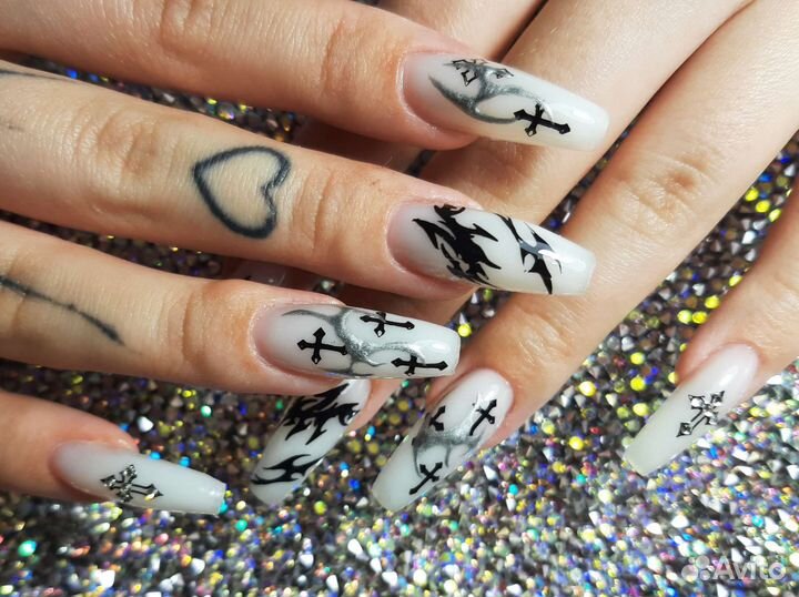 Маникюр,наращивание ногтей