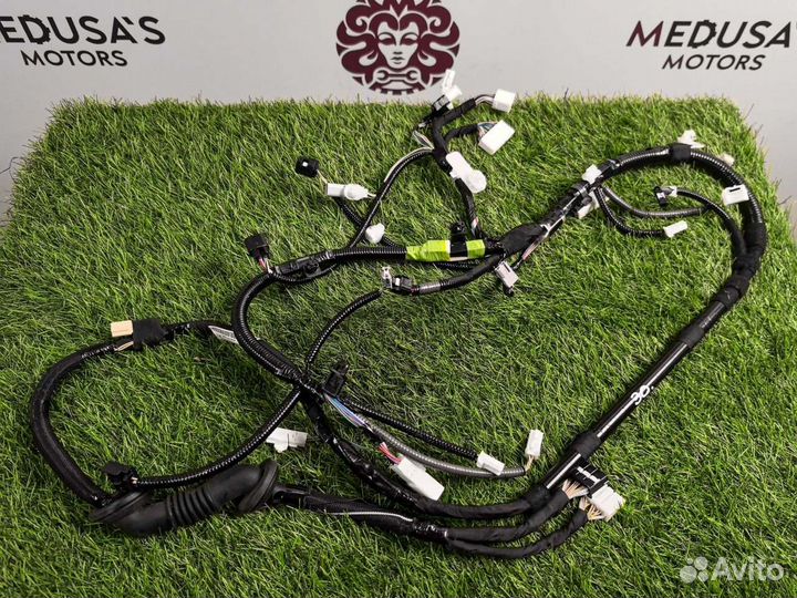 Проводка двери багажника Toyota Rav4 XA50 2.5