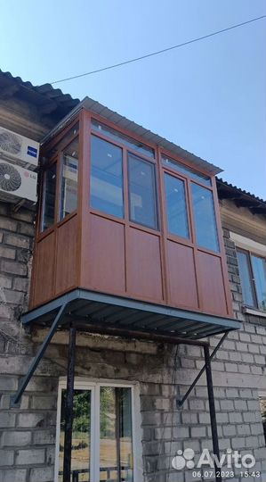 Пластиковые окна на балкон, с завода под ключ