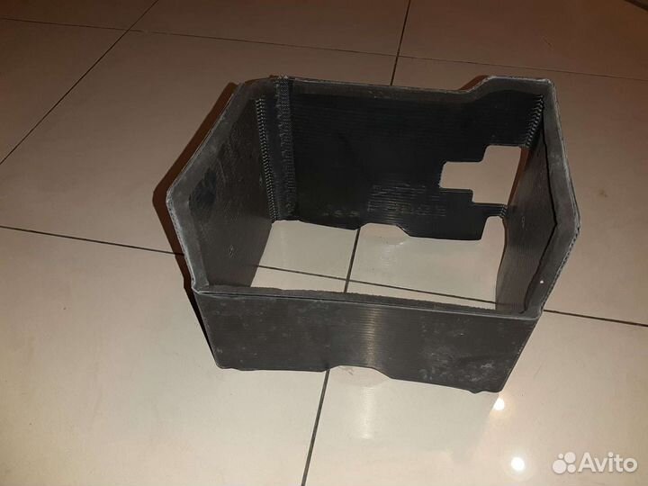Короб аккумулятора Субару