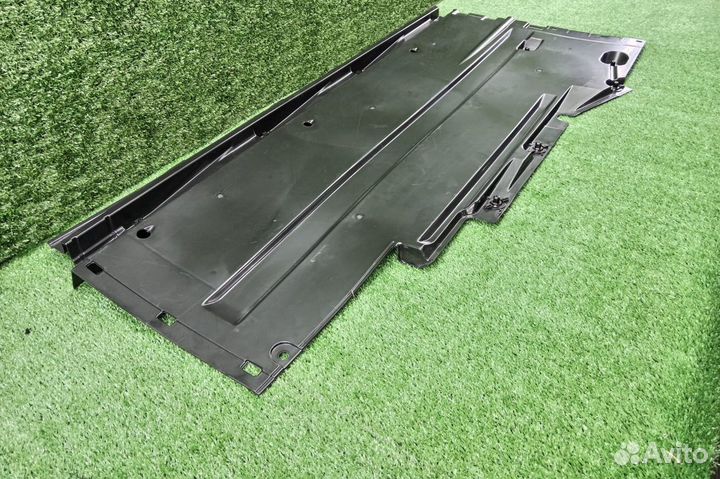 Пластиковая защита днища левая Audi A4 B8 A5 8T VA