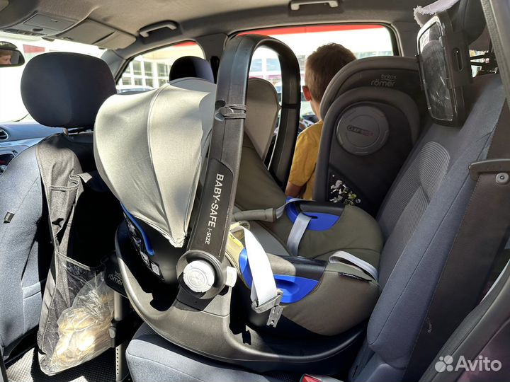 Автокресло britax romer i size