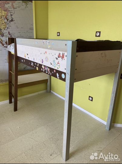 Двухъярусная кровать из массива сосны