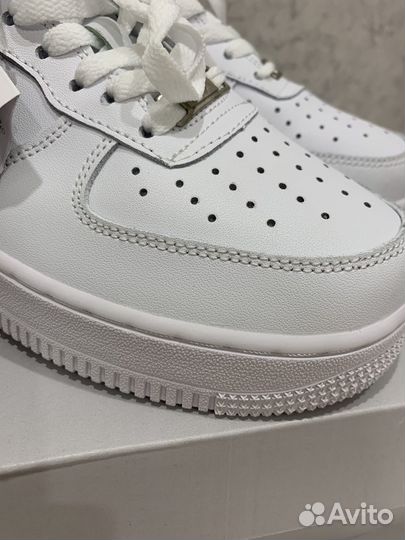 Кроссовки nike air force 1 белые
