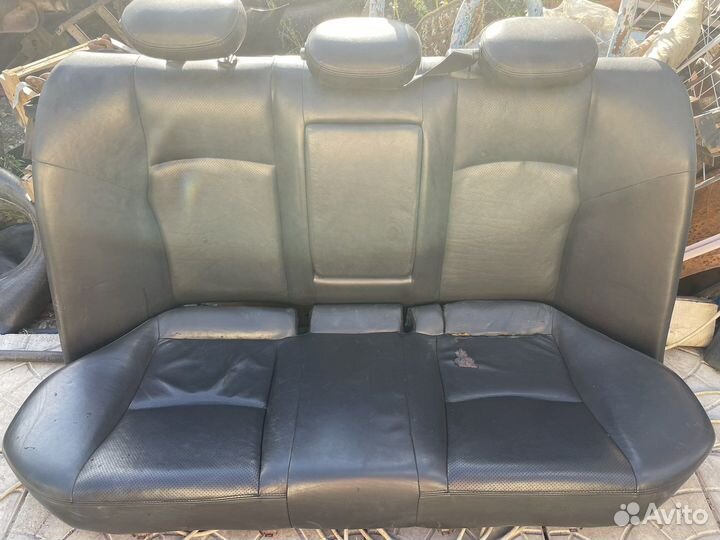 Задний ряд сидений Mercedes w203