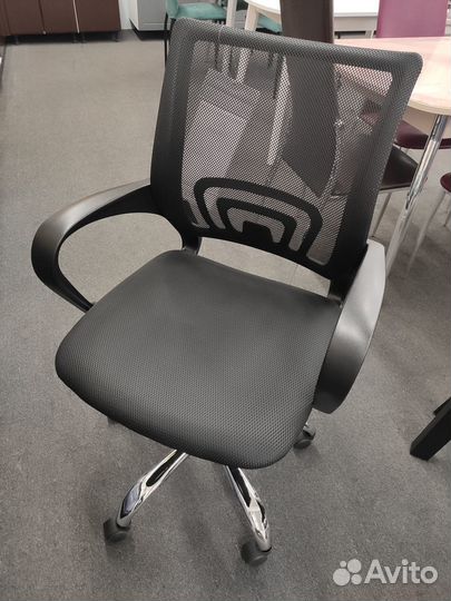 Компьютерное кресло