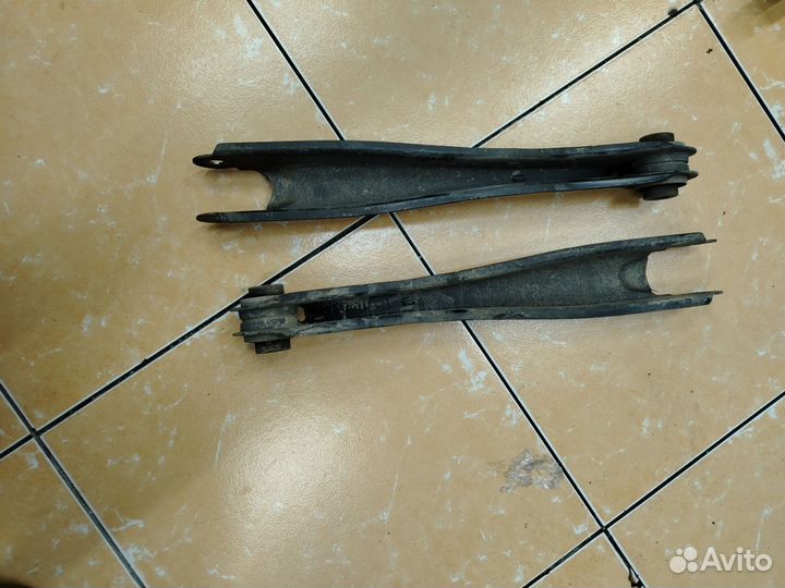 Рычаг подвески нижний Volvo Xc90 D420T2 2020г