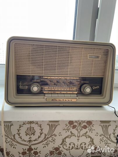 Ламповый радиоприемник graetz komess 811