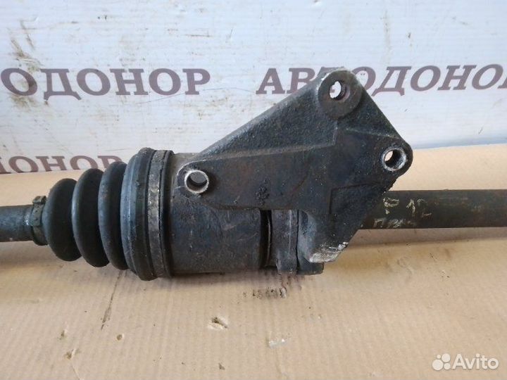 Полуось привод передний правый Nissan Primera P12