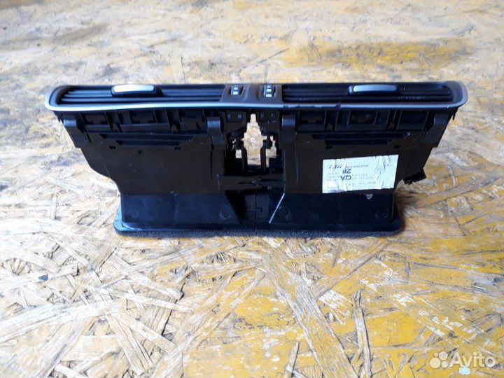 Дефлектор обдува салона Volkswagen Passat B7 1.6