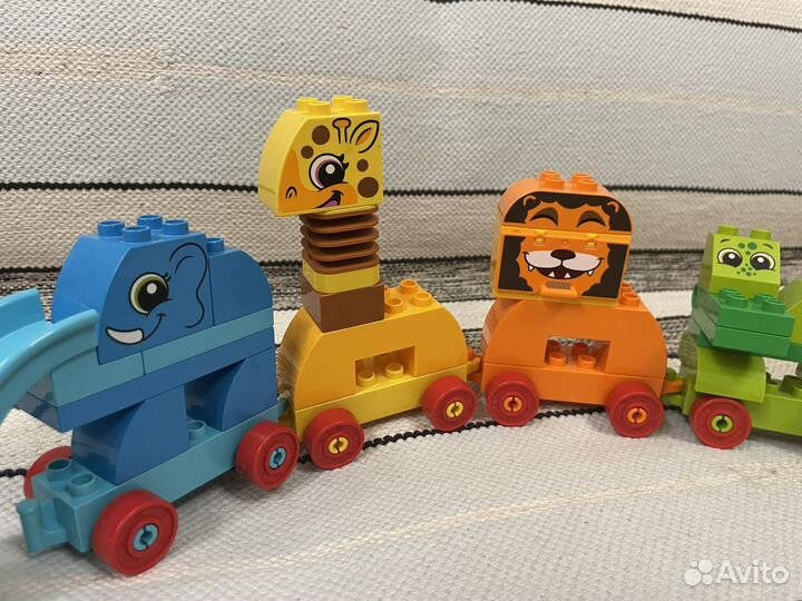 Lego duplo поезд с животными