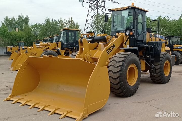 Фронтальный погрузчик SEM 658D, 2023