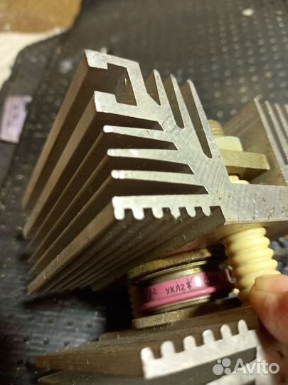 Тиристоры на радиаторах Т-123-320 и Т-171-320