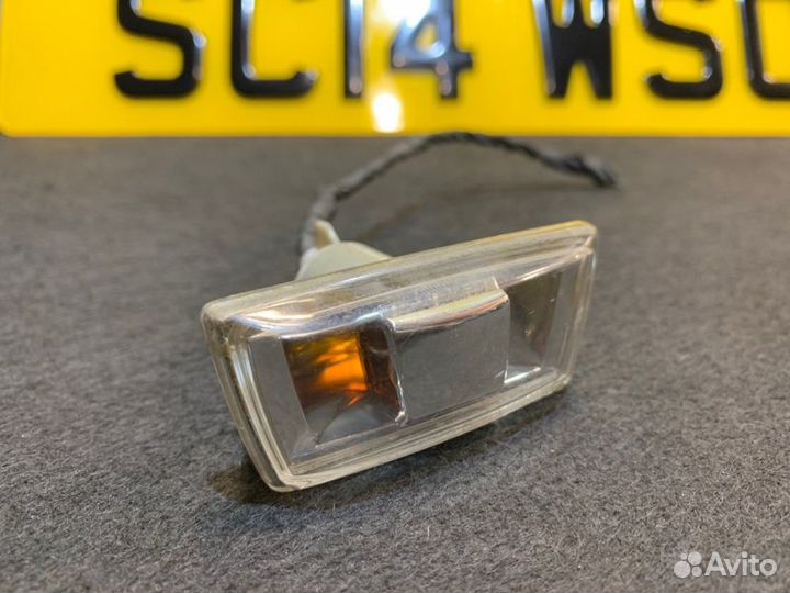 Повторитель в крыло Chevrolet Cruze седан F16D4