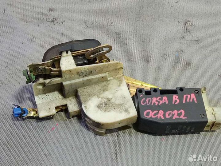 Замок двери передней левой Opel Corsa B 46502